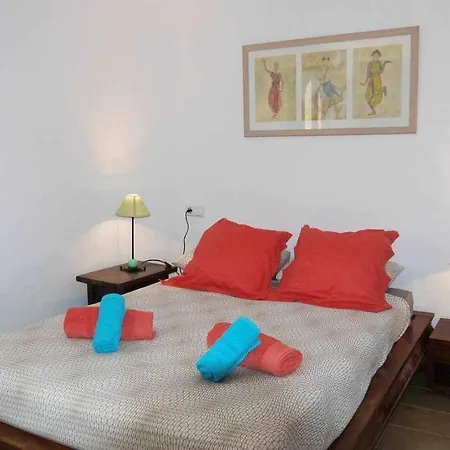 Frente A La Bahia Con Piscina Privada Y Bbq カルプ